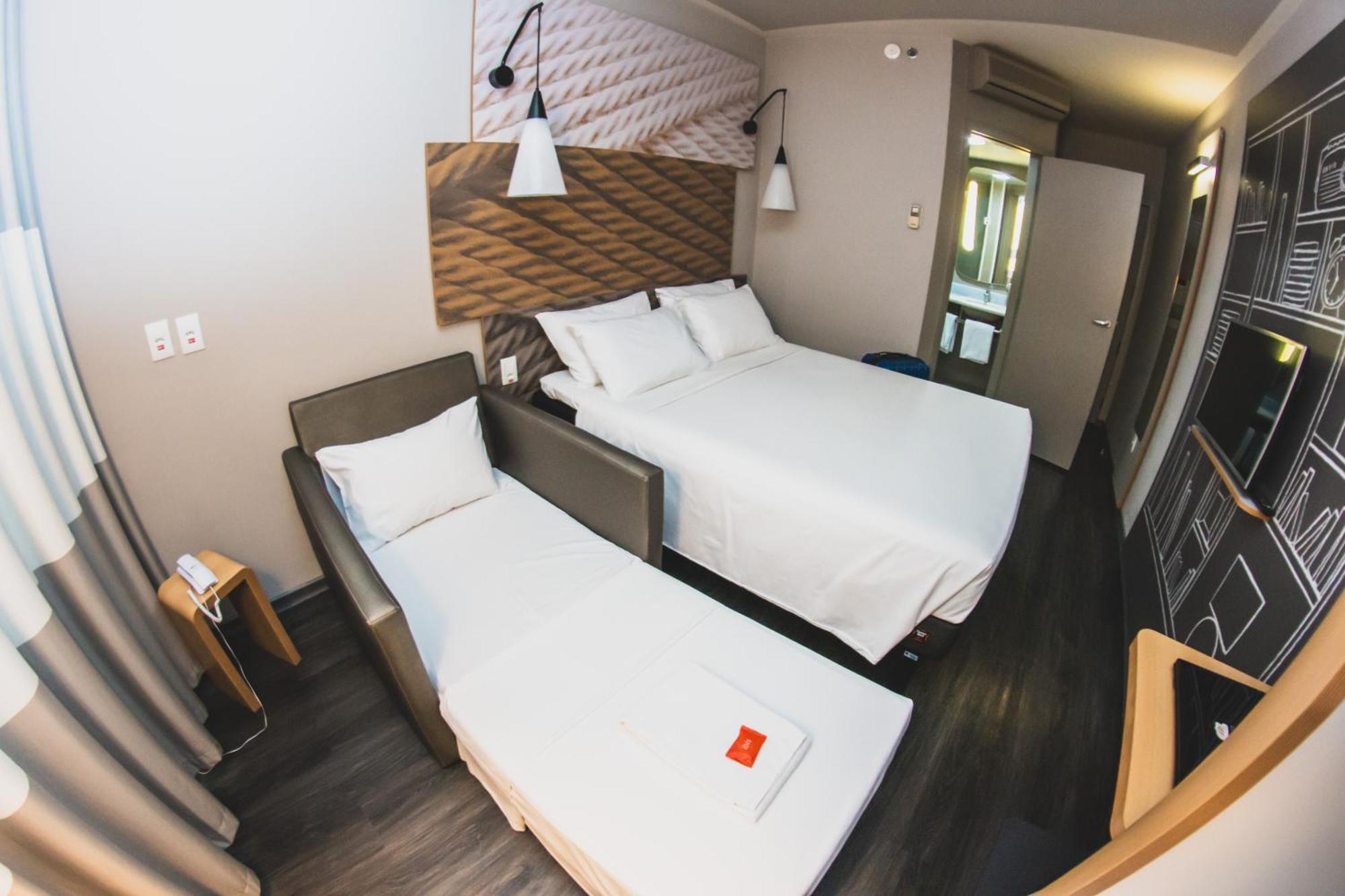 Ibis Navegantes Itajai Hotel Exterior photo