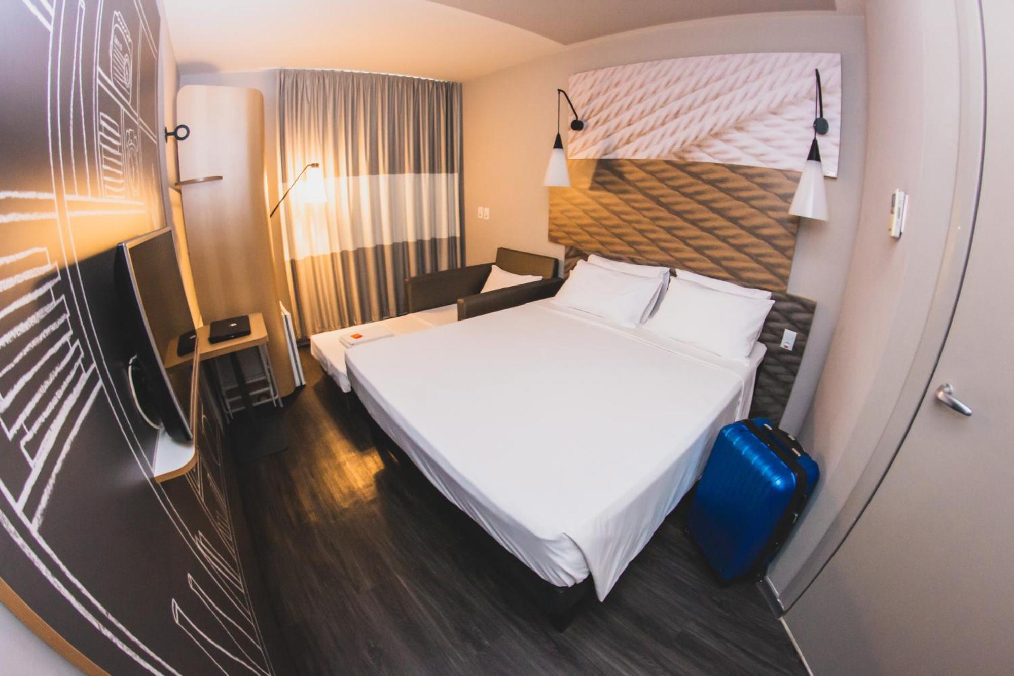 Ibis Navegantes Itajai Hotel Exterior photo