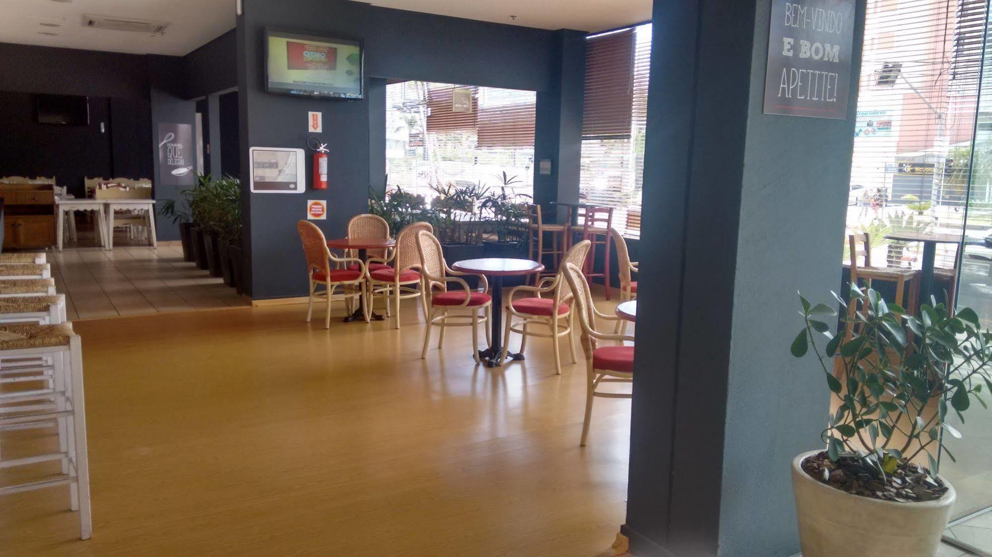 Ibis Navegantes Itajai Hotel Exterior photo