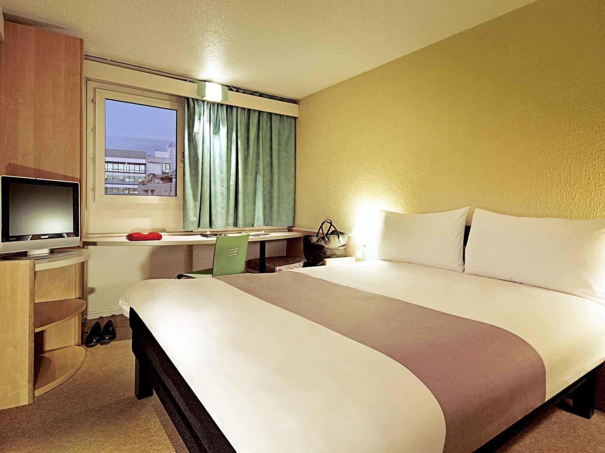 Ibis Navegantes Itajai Hotel Exterior photo